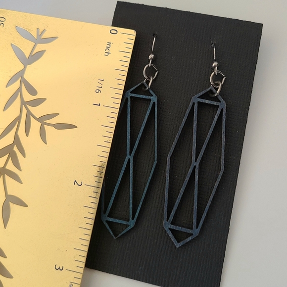 Laser Cut Geometric Wood Earrings - Picture 5 of 7